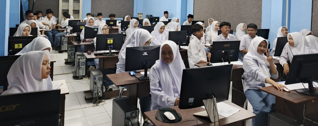 Tingkatkan Animo Siswa, Tasawuf dan Psikoterapi UIN Raden Mas Said Adakan Sosialisasi di SMA Al-Muayyad
