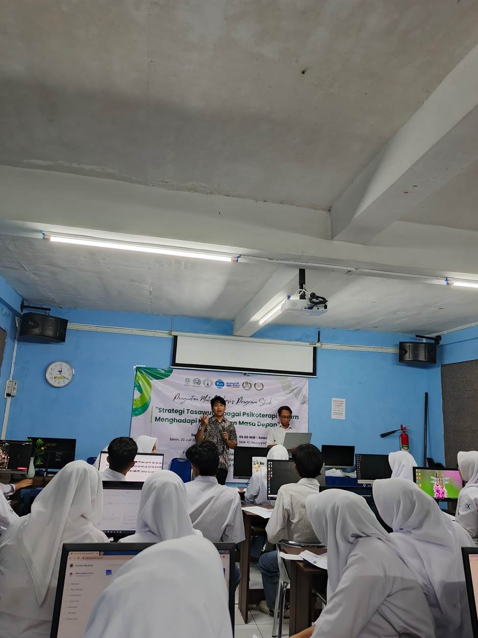 Prodi Tasawuf dan Psikoterapi UIN Raden Mas Said Surakarta Bahas Strategi Tasawuf dalam Menghadapi Kecemasan Masa Depan di SMA Al-Muayyad
